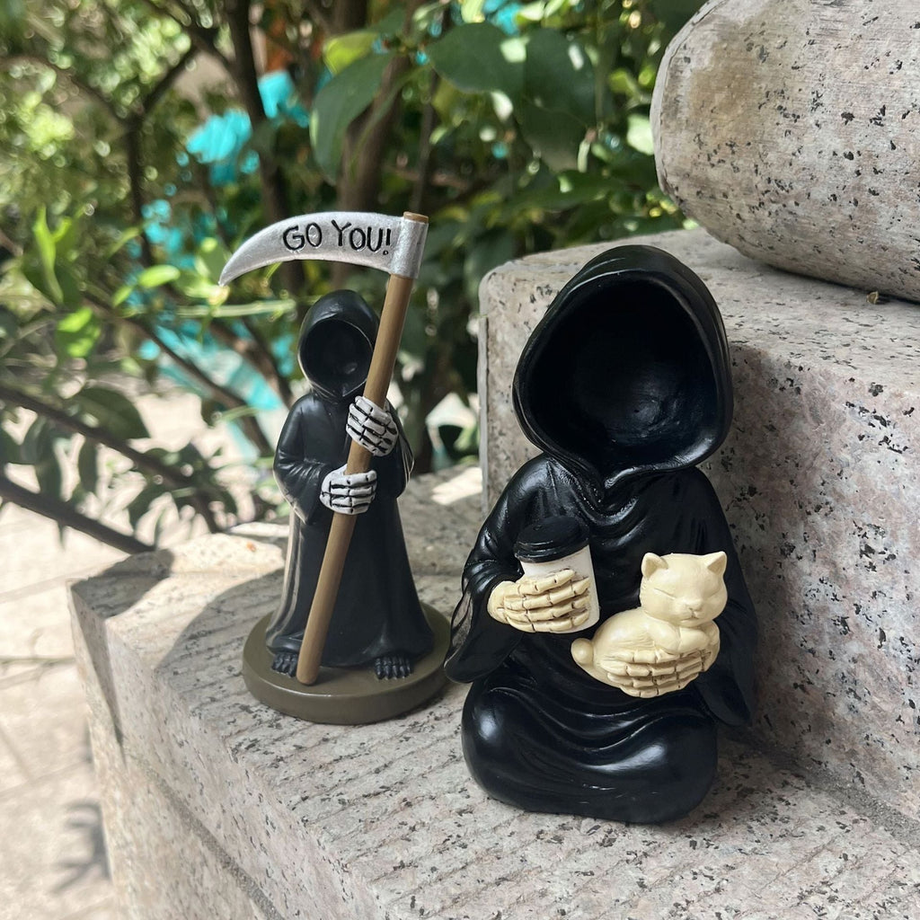 Grim Reaper Cat Figurine - Gothic Resin Desk Decor & Cat Lover Gift
