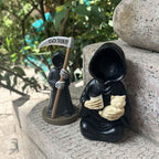 Grim Reaper Cat Figurine - Gothic Resin Desk Decor & Cat Lover Gift