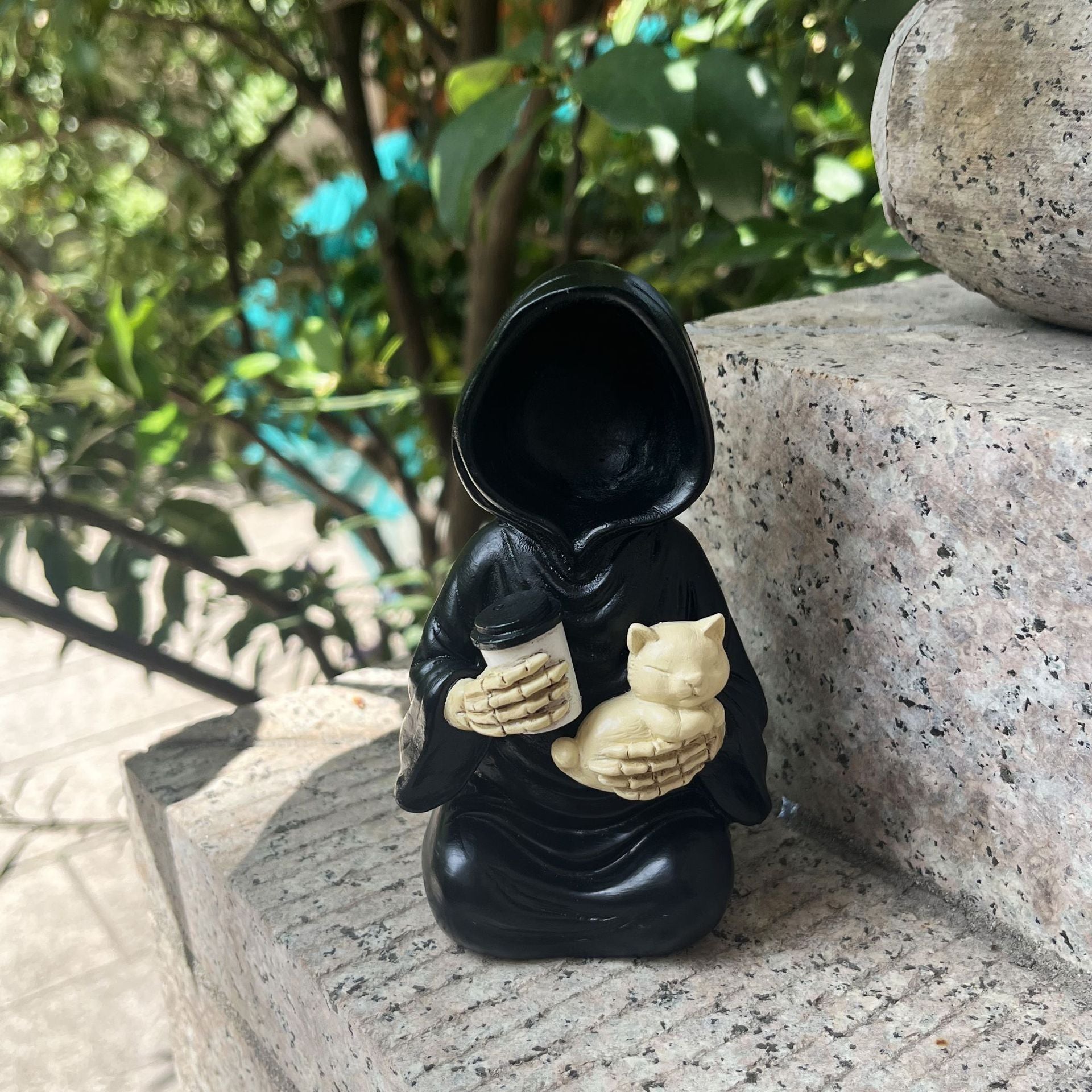 Grim Reaper Cat Figurine - Gothic Resin Desk Decor & Cat Lover Gift