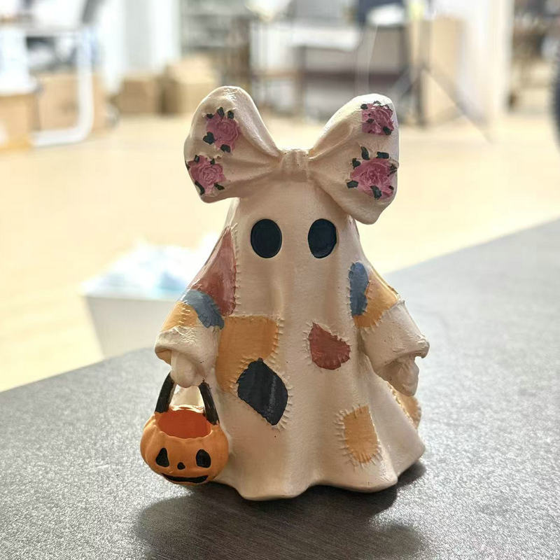 Patchwork Ghost Halloween Decoration, Resin Figurine Tabletop Decor