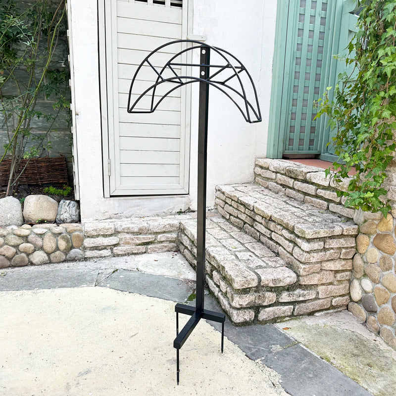 Freestanding Metal Garden Hose Holder, Outdoor Hose Storage Rack