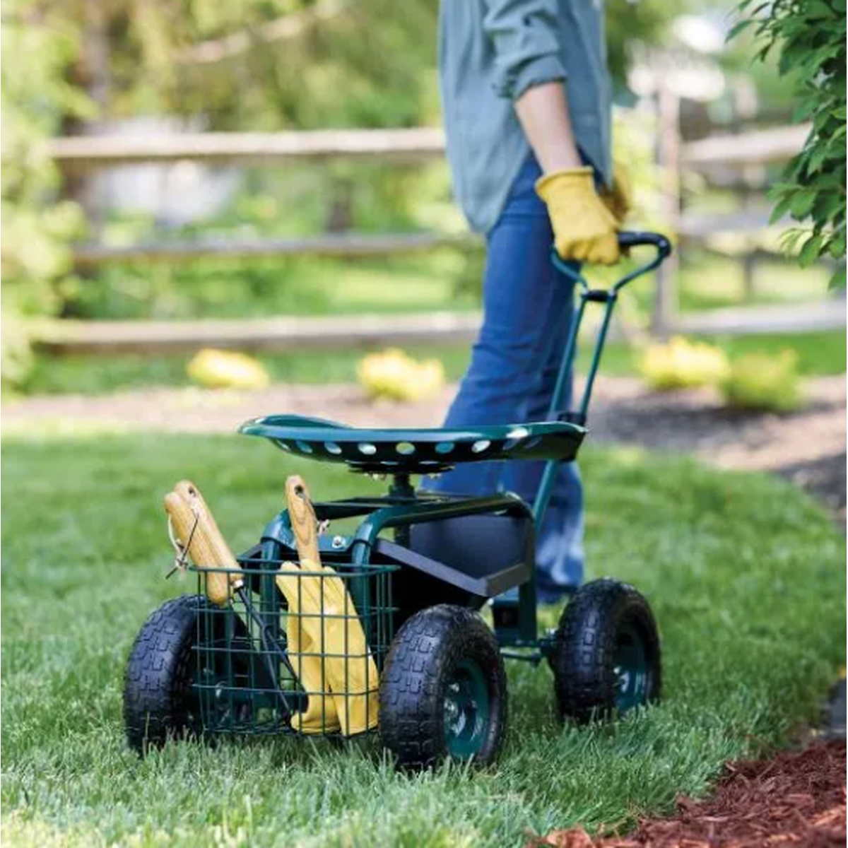 Steerable Garden Scoot