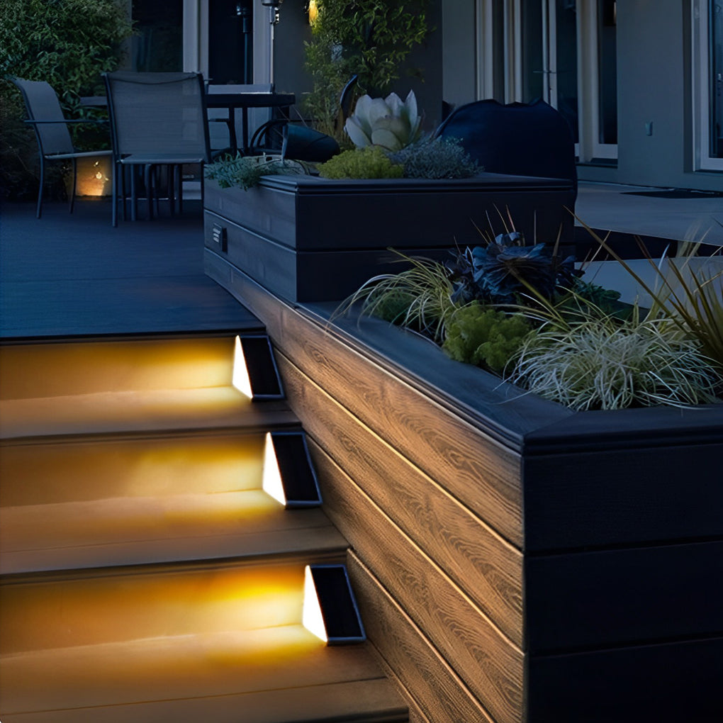 Triangle Solar LED Step Lights, Waterproof Outdoor Stair Lights