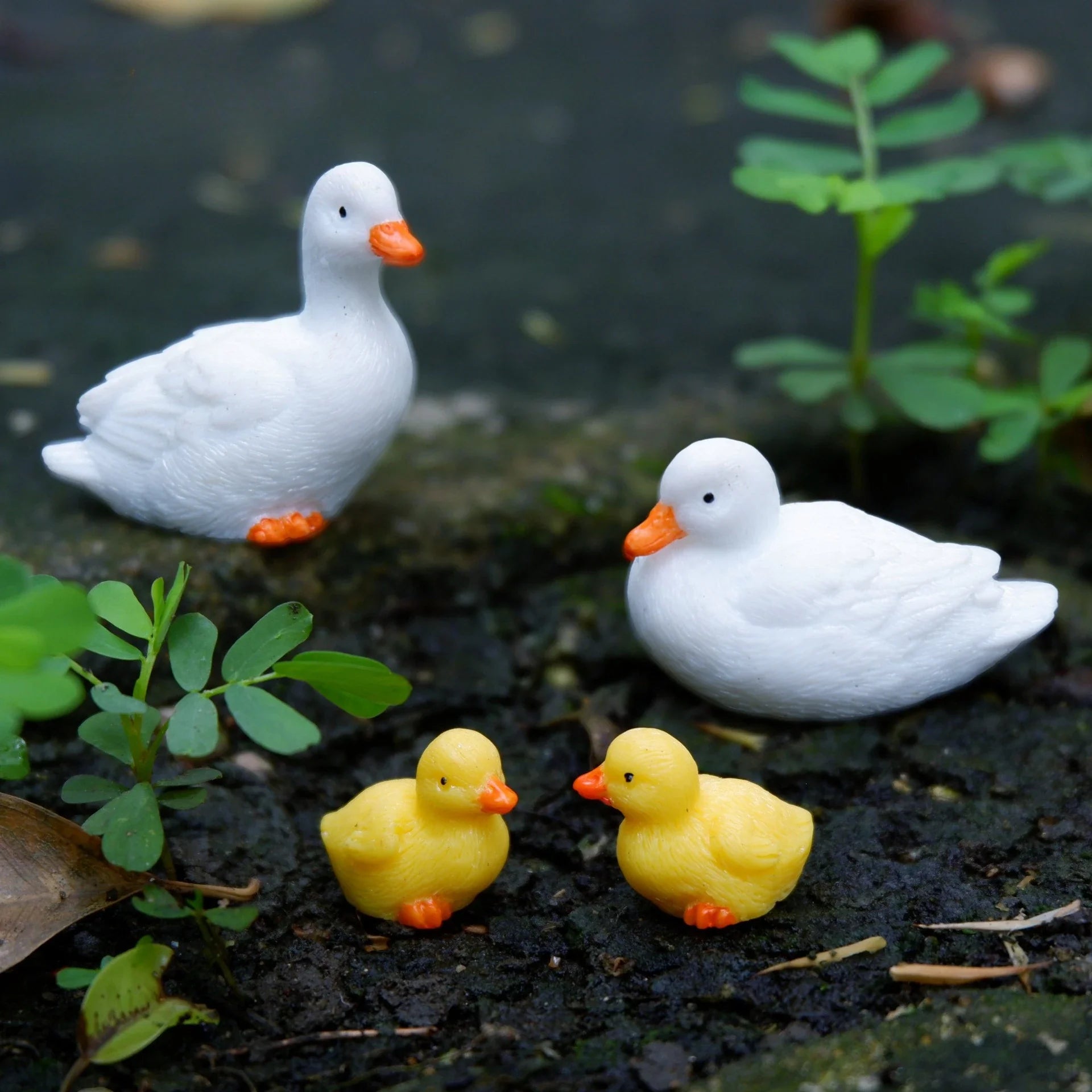 Duck Resin Ornaments 4 Piece Garden Figurines Decor
