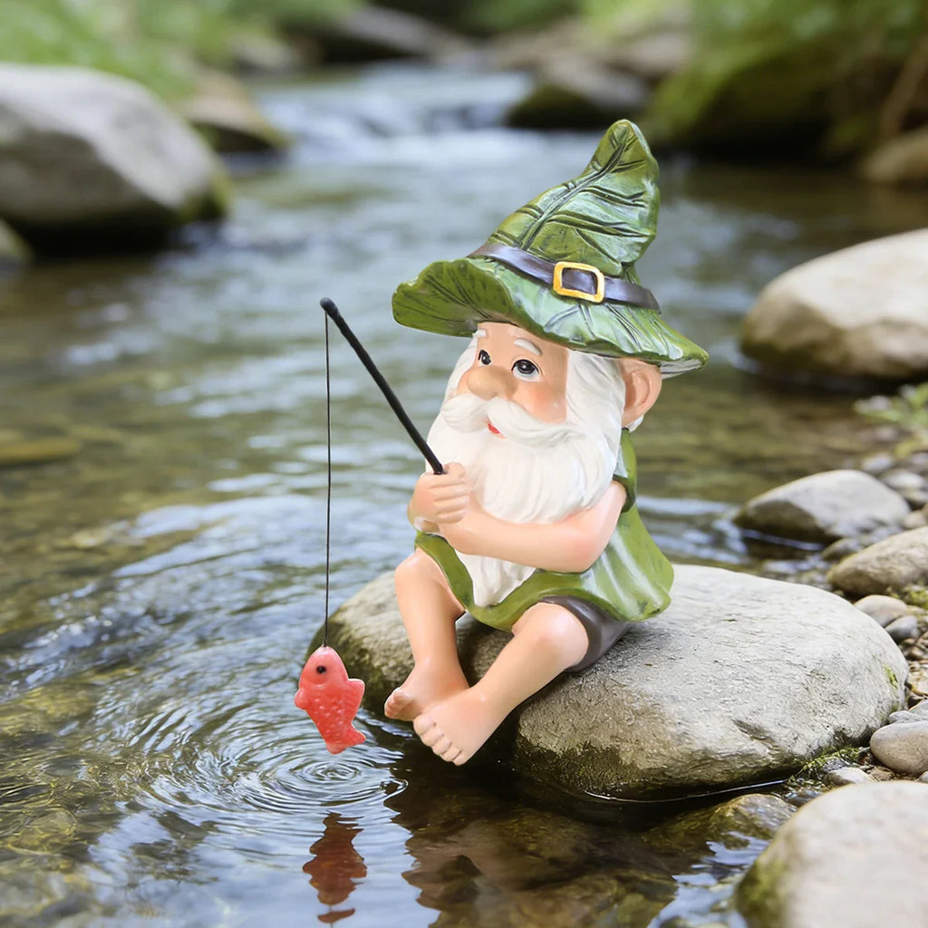 Garden Gnome Fishing Statue Resin Outdoor Garden Decor Saint Patrick's Day Ornament Gift