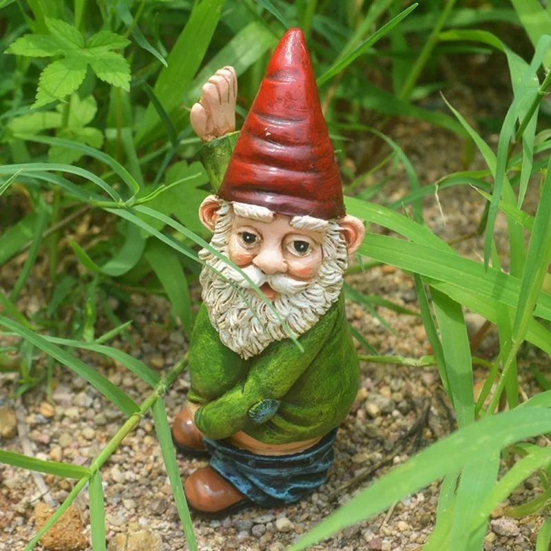 Garden Gnome Statue Funny Urinating Gnome Outdoor Garden Decor Holiday Ornament