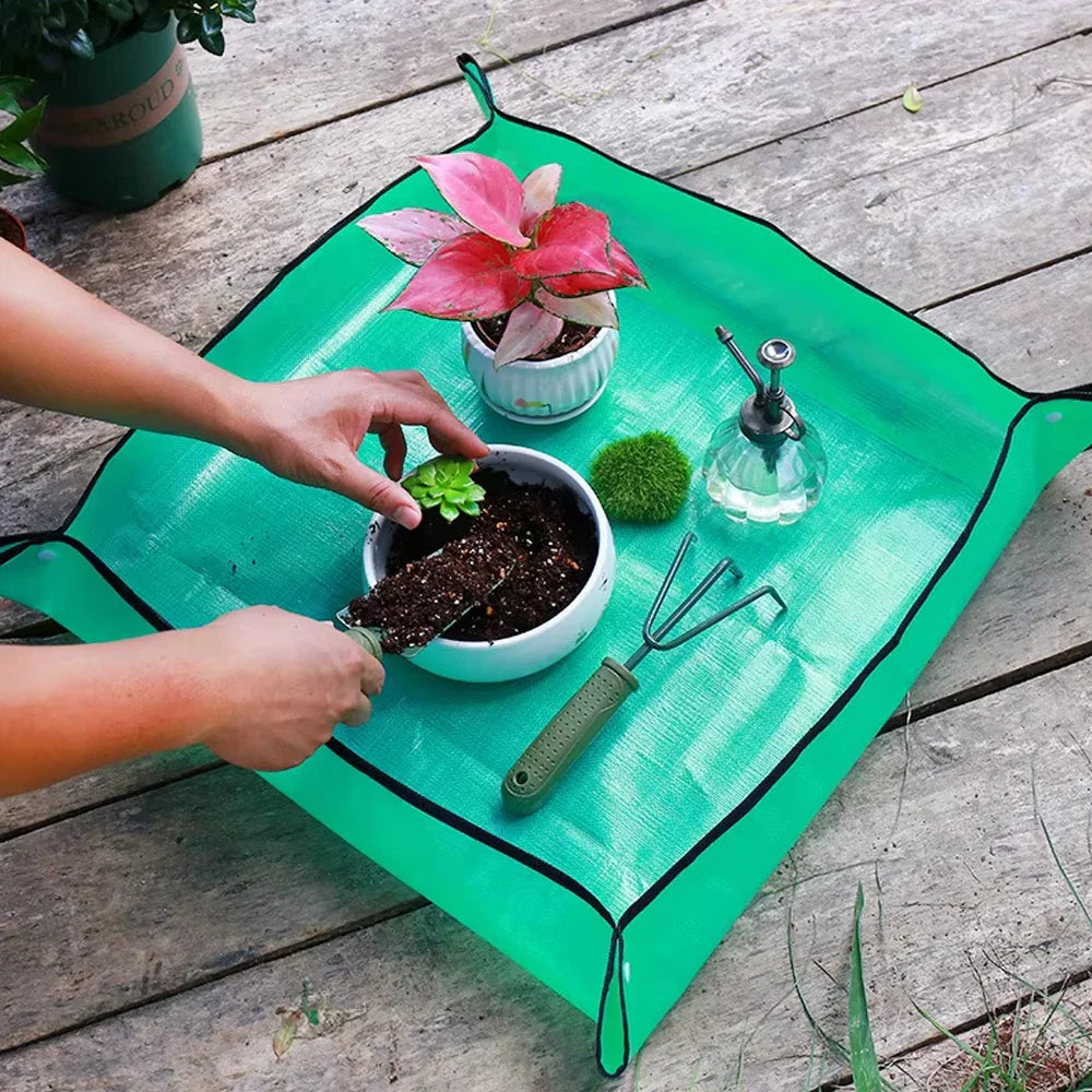 Waterproof Plant Repotting Mat with Snap Corners for Indoor Potting