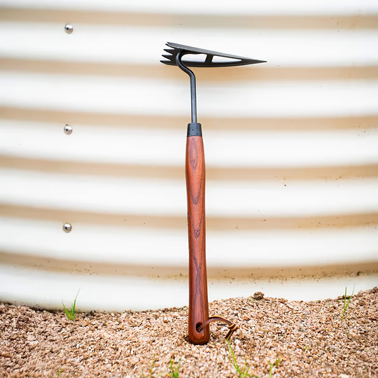 Heritage Garden Bed Multi-Function Hoe