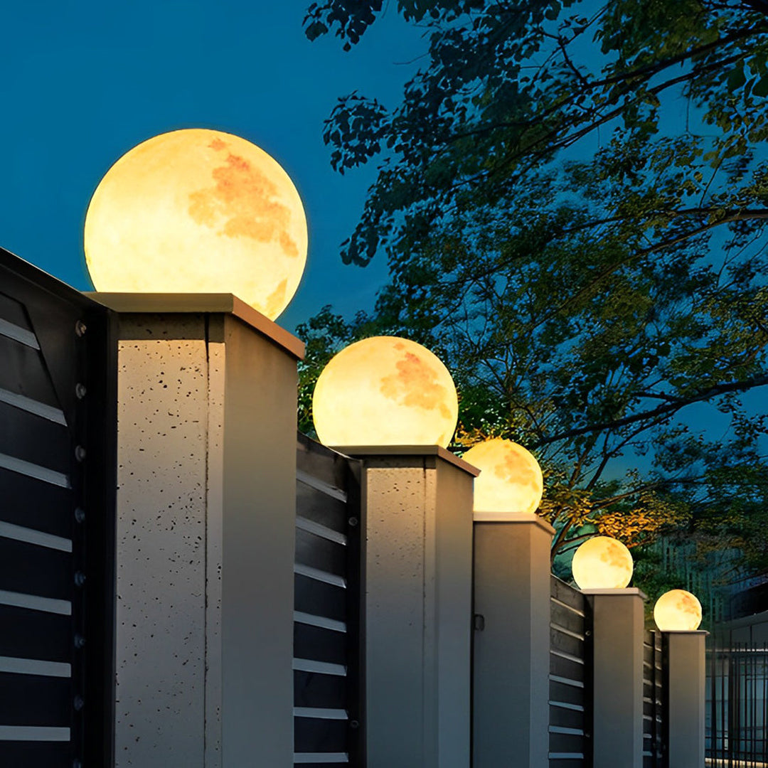 Solar Moon Fence Post Light Outdoor Pillar Lamp for Garden Pathway